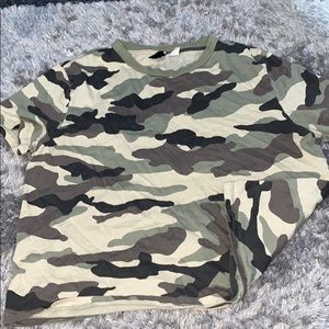 Short sleeve crop top